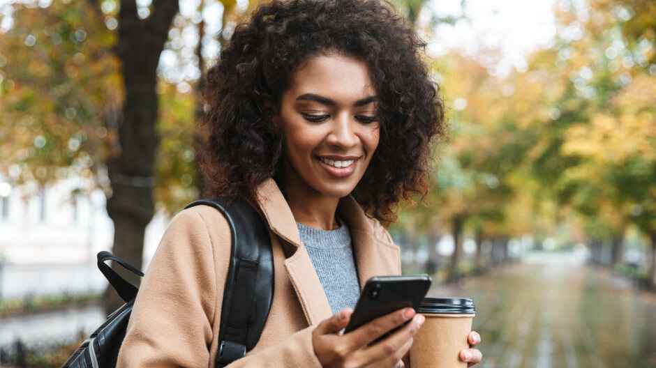 Seamless Navigation with a Mobile Desktop